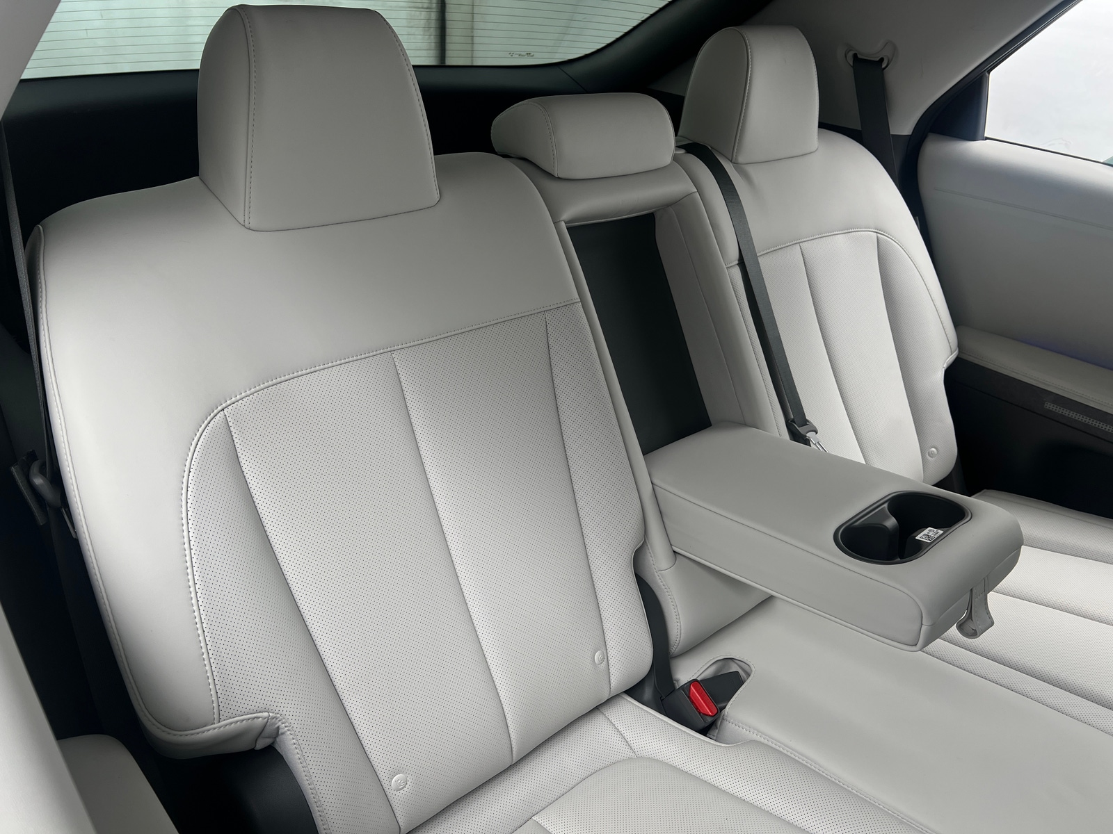 Thumbnail: 2022 Hyundai Ioniq 5 - 5