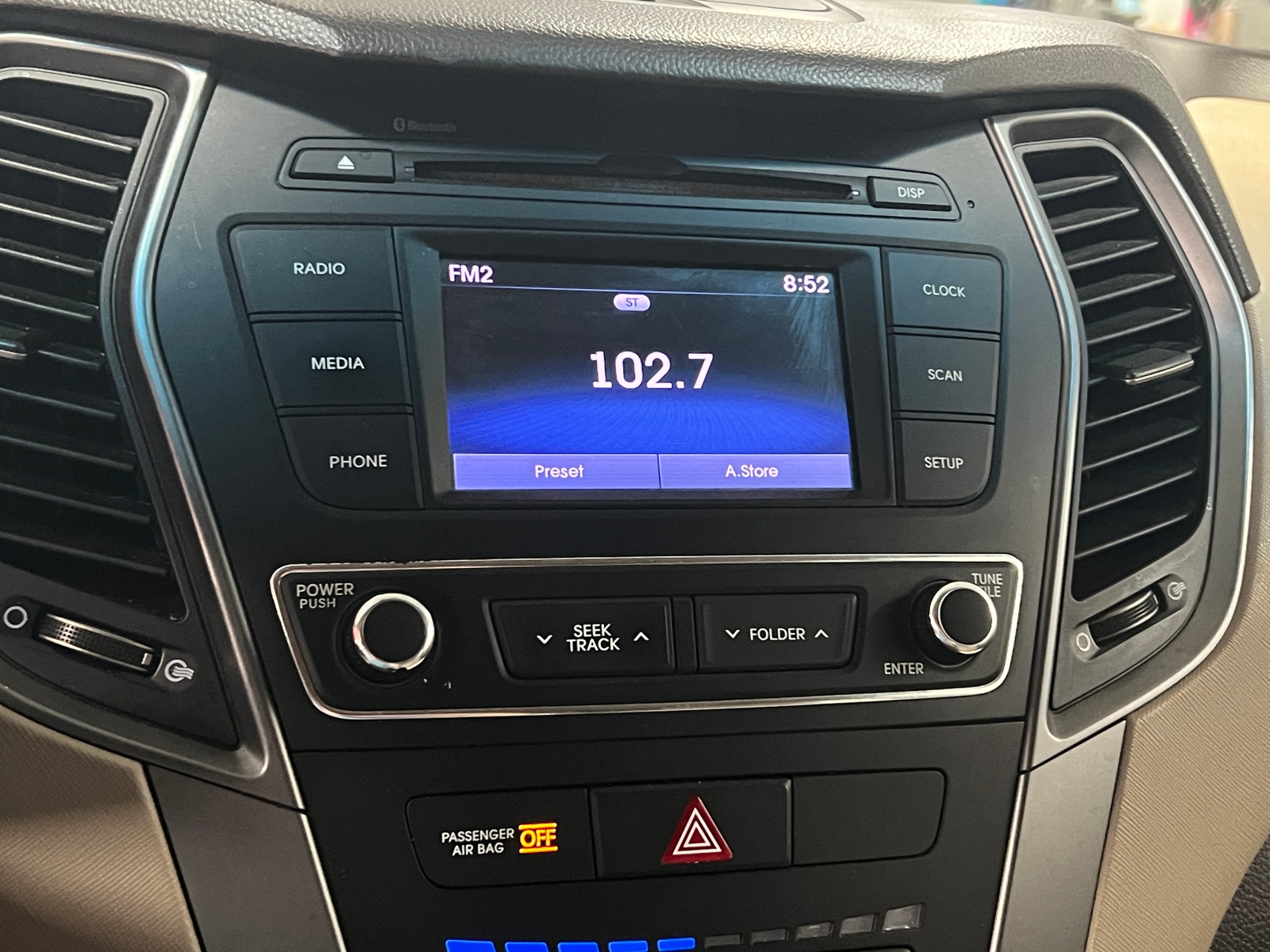 Thumbnail: 2018 Hyundai Santa Fe - 4