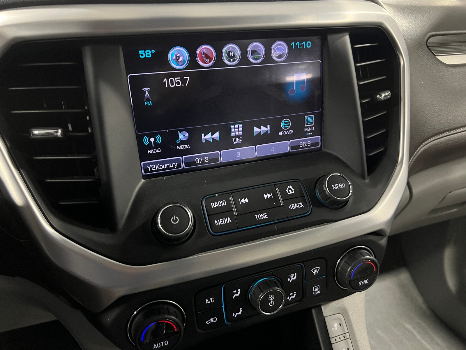Thumbnail: 2017 GMC Acadia - 3