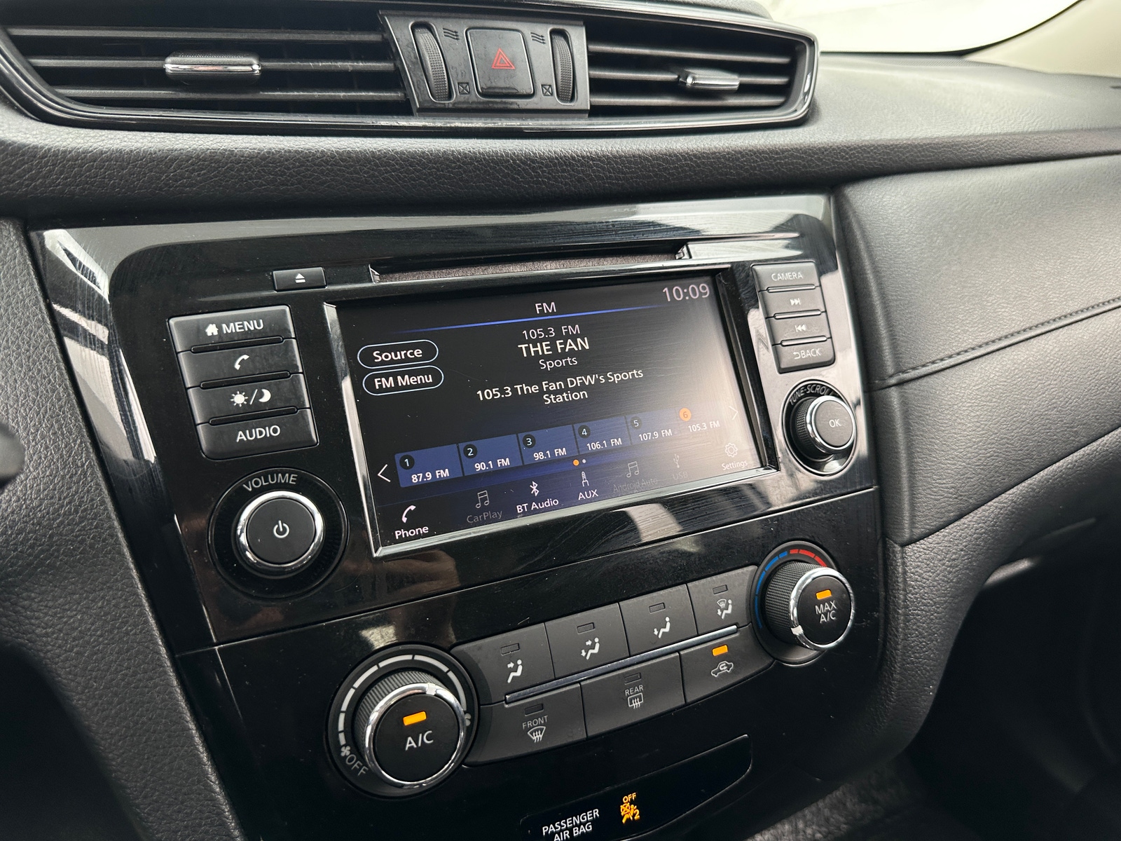 Thumbnail: 2018 Nissan Rogue - 4