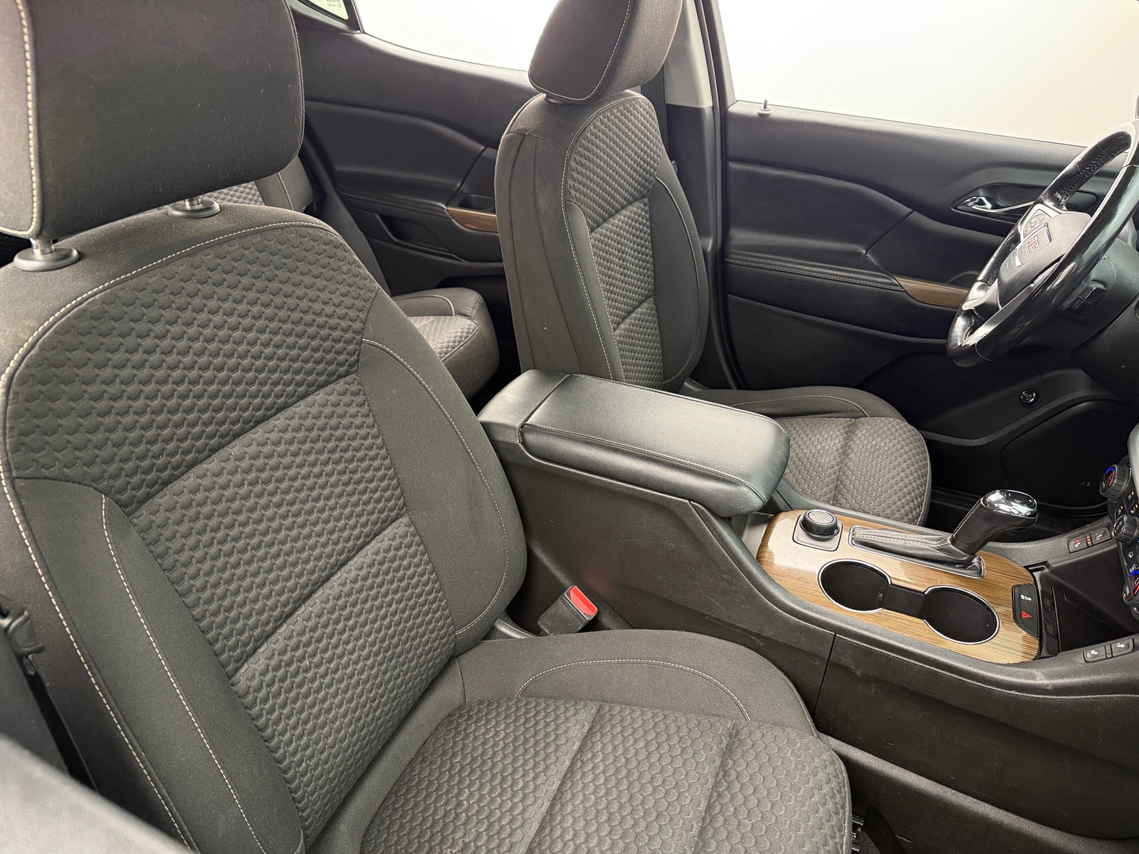 Thumbnail: 2018 GMC Acadia - 2