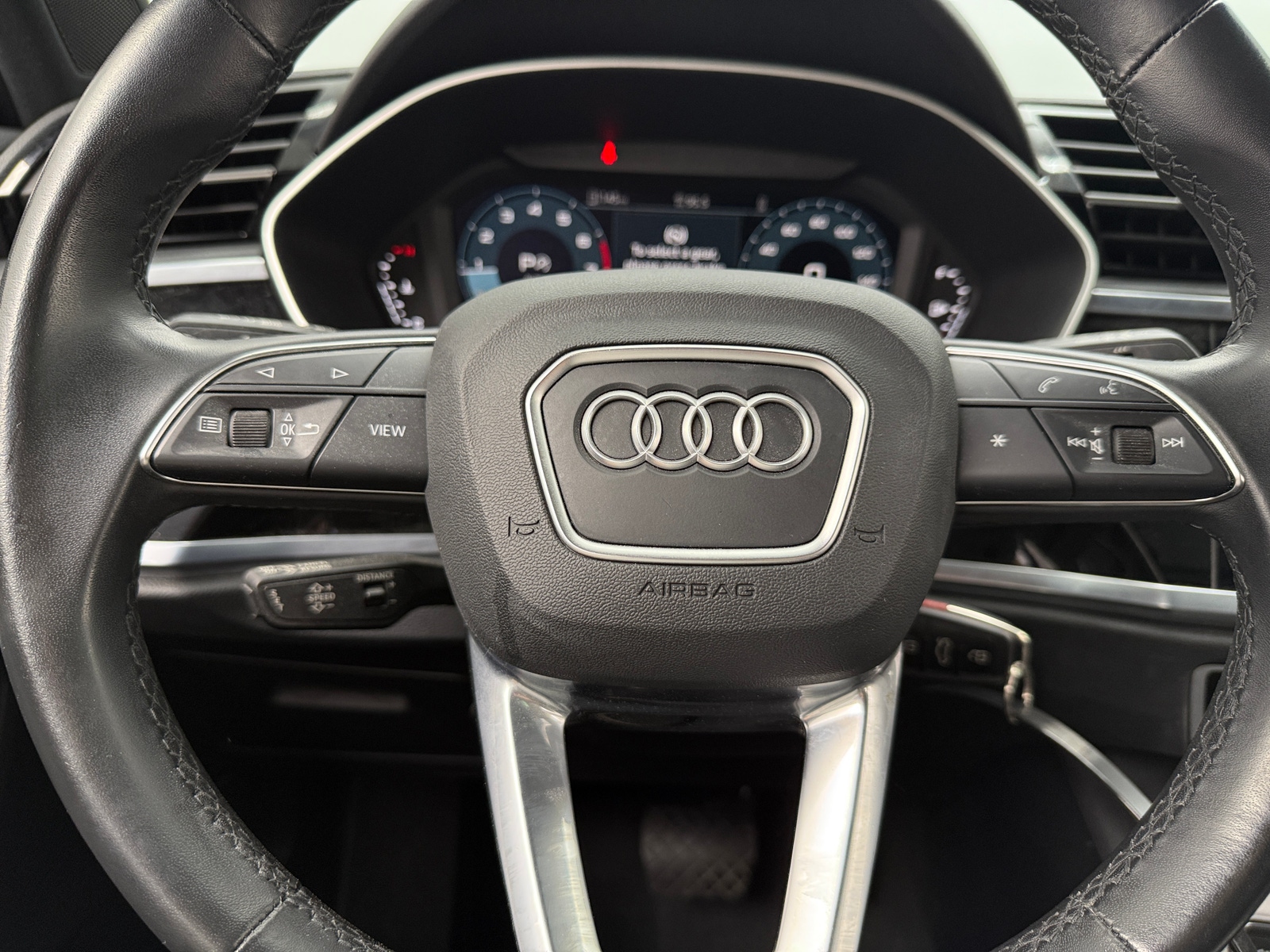 Thumbnail: 2022 Audi Q3 - 4