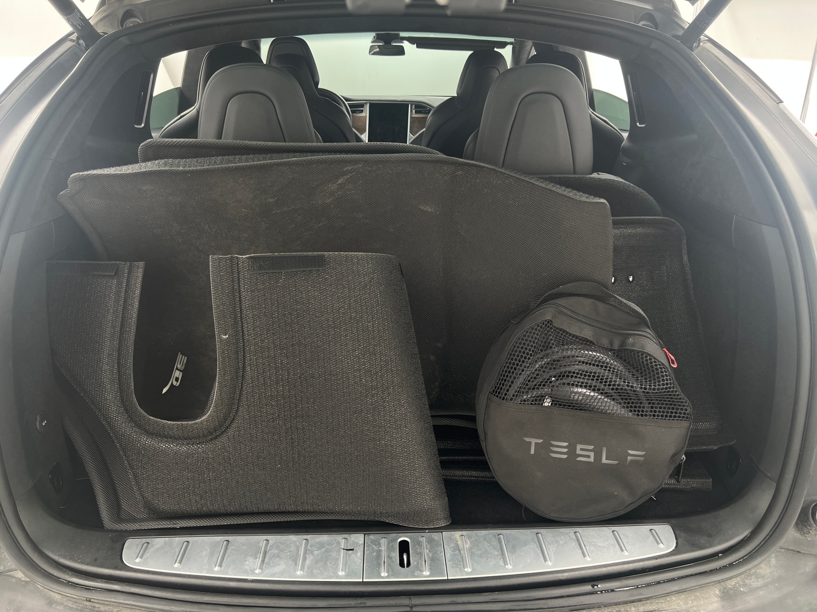Thumbnail: 2017 Tesla Model X - 6