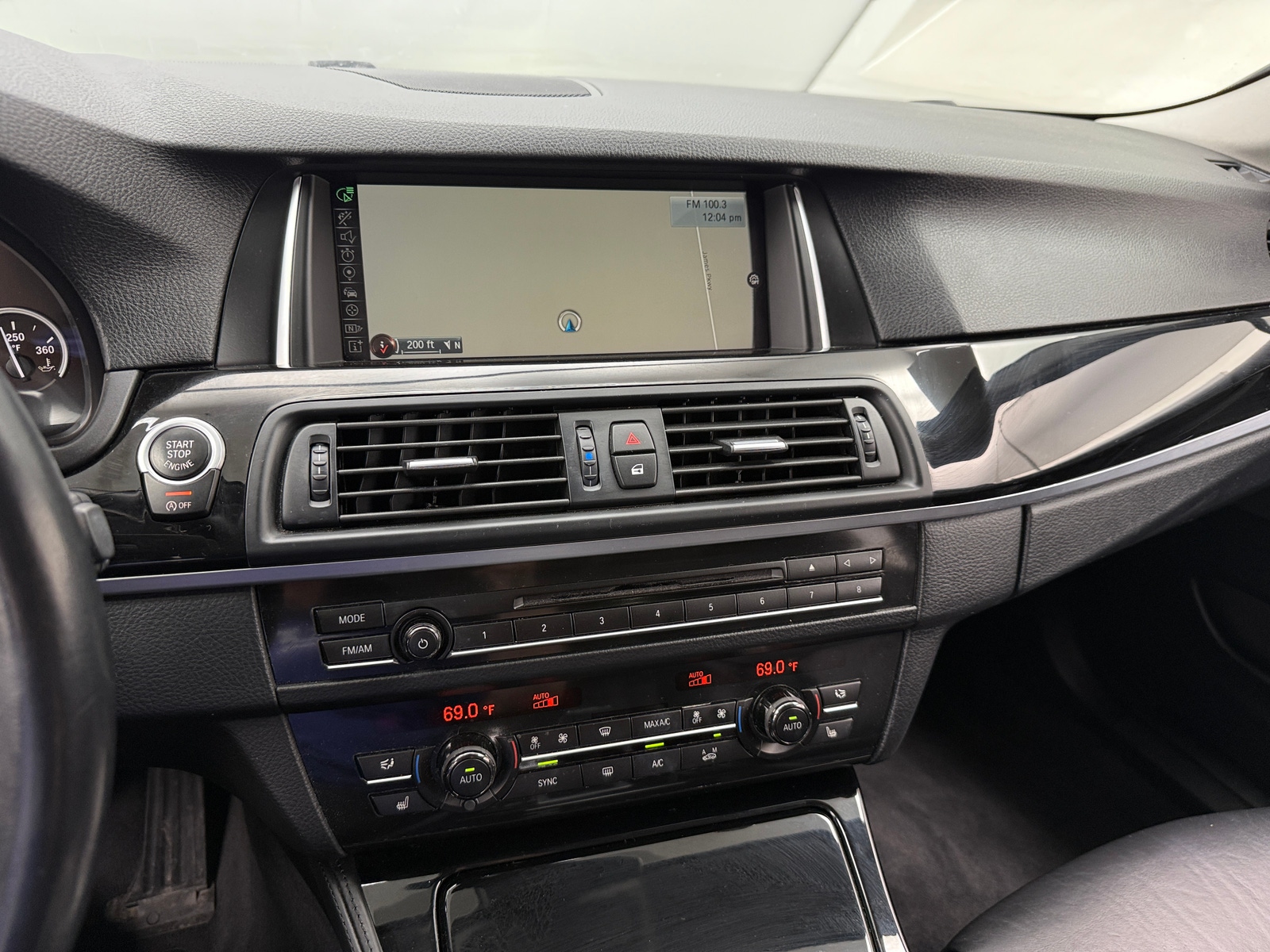 Thumbnail: 2016 BMW 5 Series - 3