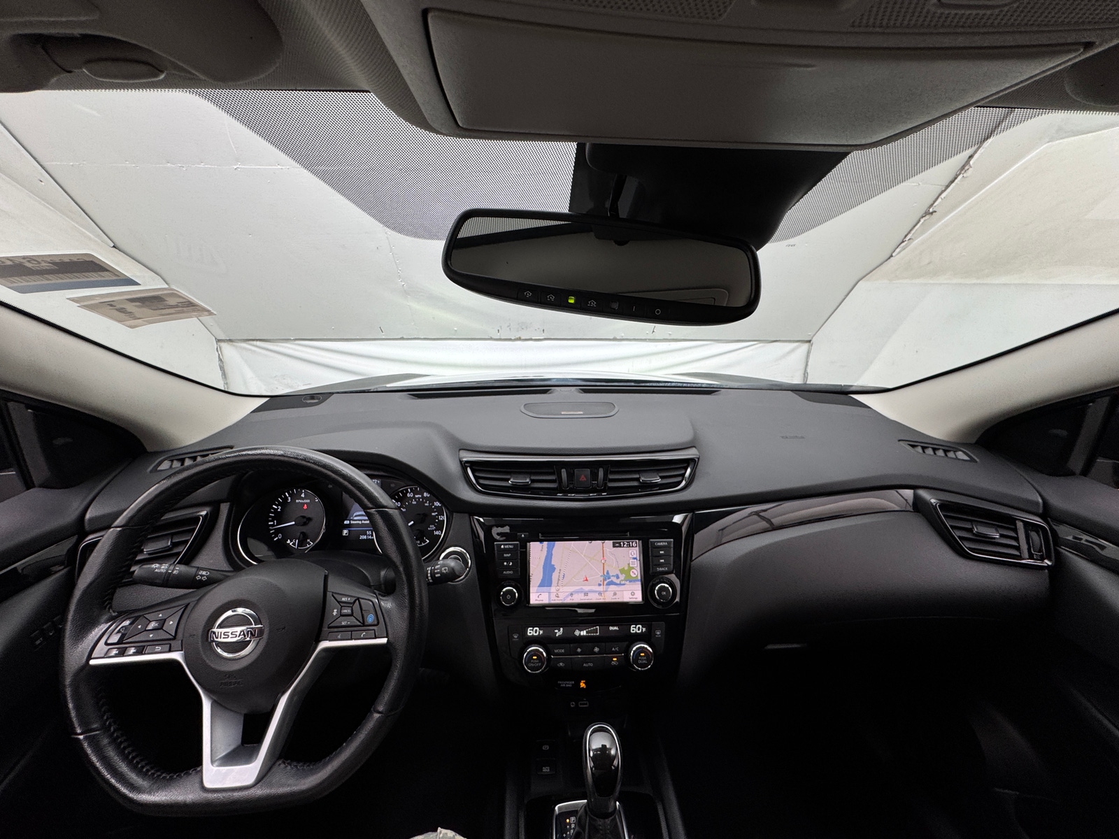 Thumbnail: 2022 Nissan Rogue Sport - 2