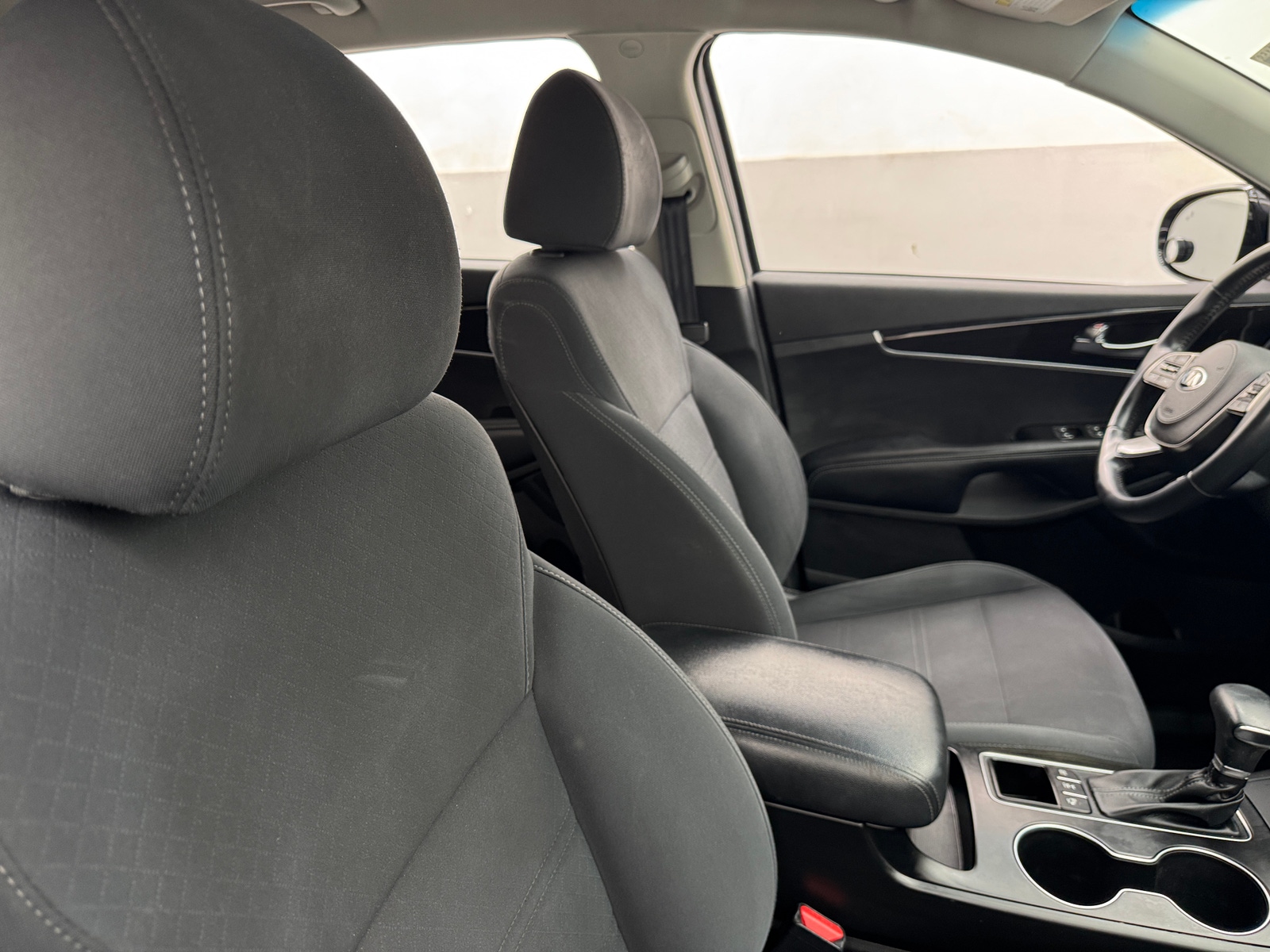 Thumbnail: 2019 Kia Sorento - 2