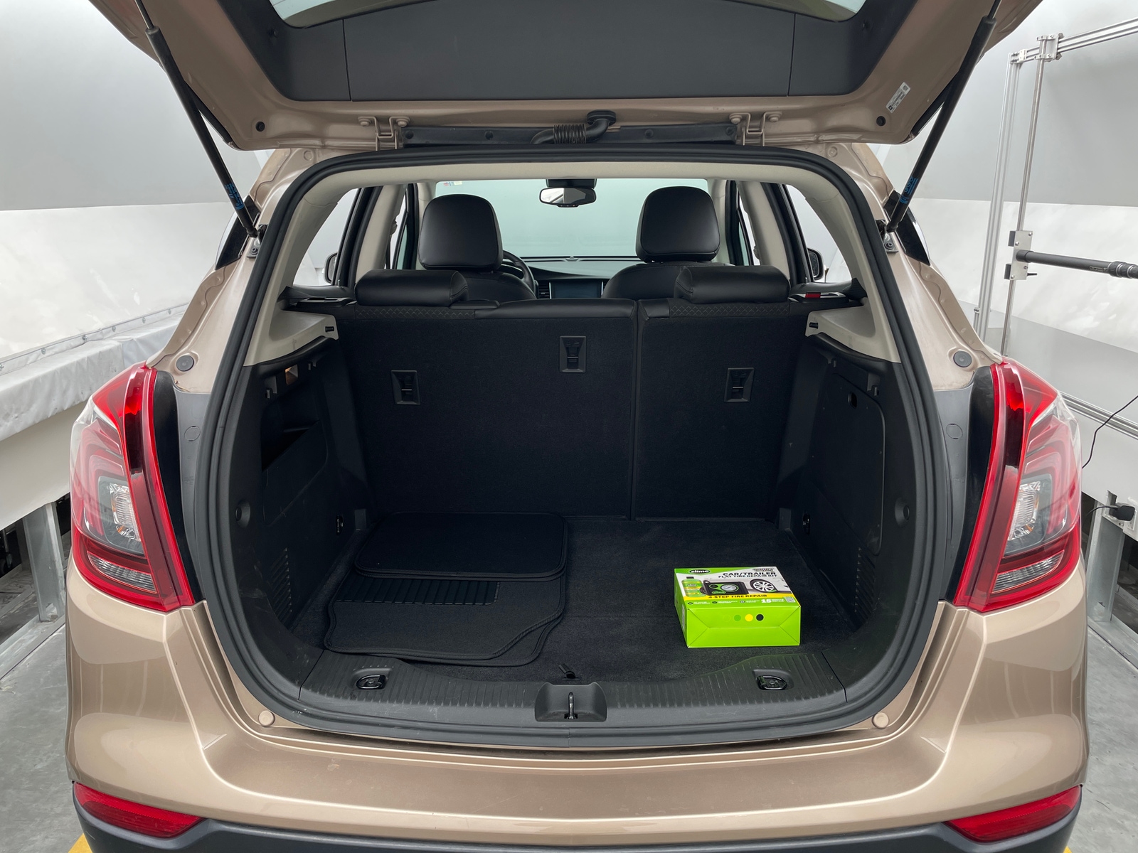 Thumbnail: 2019 Buick Encore - 6