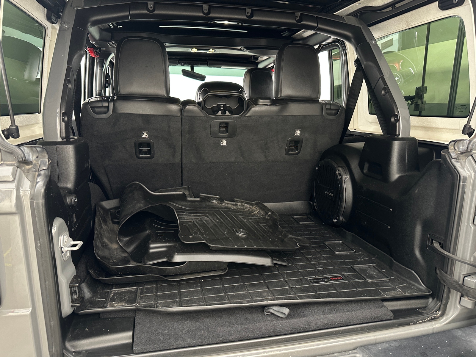 Thumbnail: 2020 Jeep Wrangler - 7
