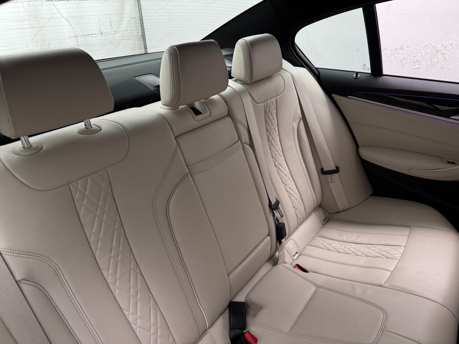 Thumbnail: 2021 BMW 5 Series - 5