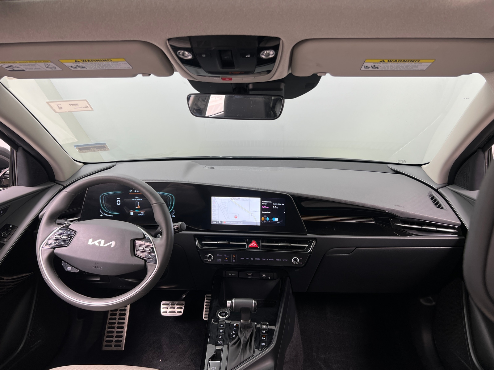 Thumbnail: 2023 Kia Niro - 2