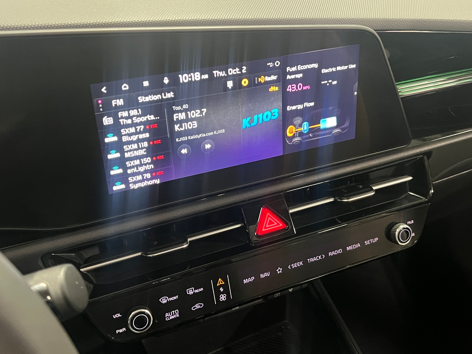Thumbnail: 2023 Kia Niro - 3