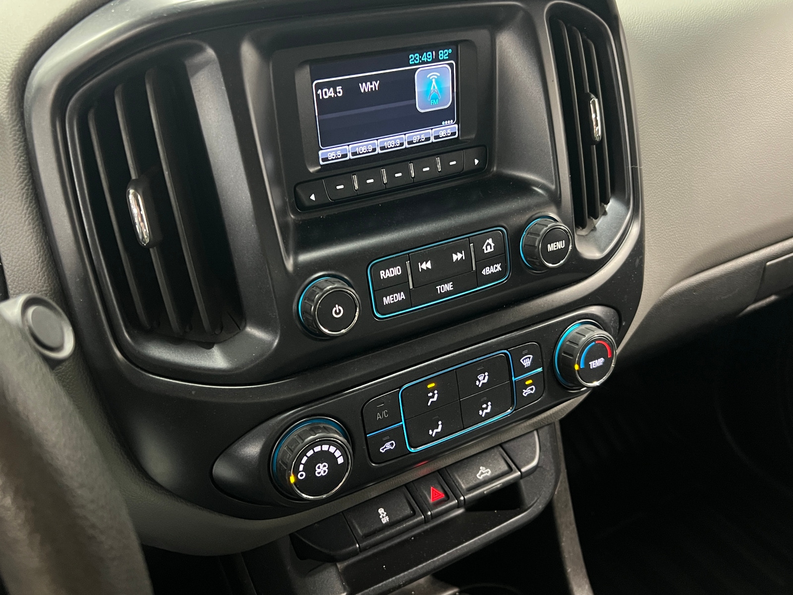 Thumbnail: 2016 Chevrolet Colorado - 4