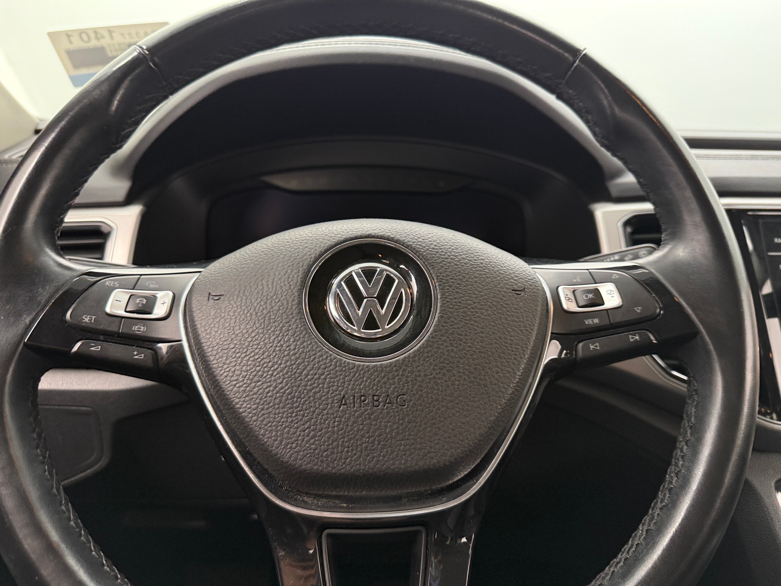 Thumbnail: 2019 Volkswagen Atlas - 4
