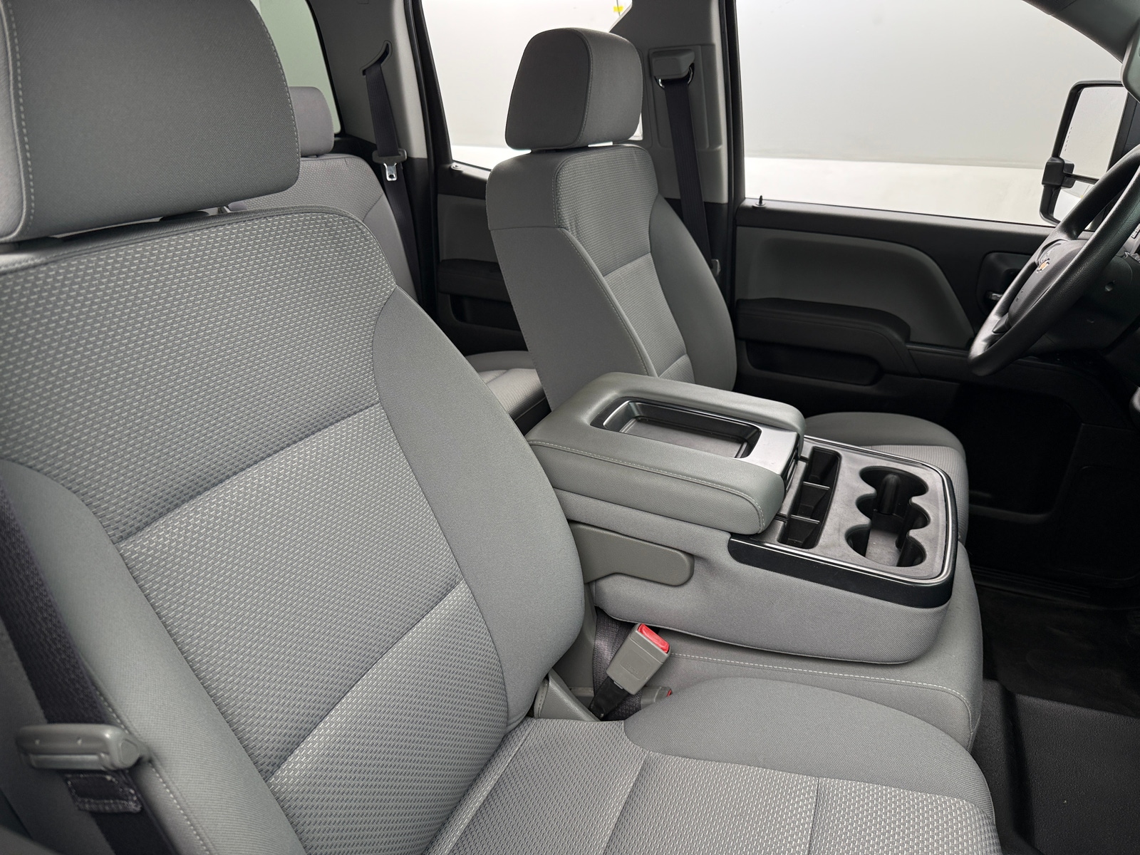 Thumbnail: 2017 Chevrolet Silverado 2500 - 2