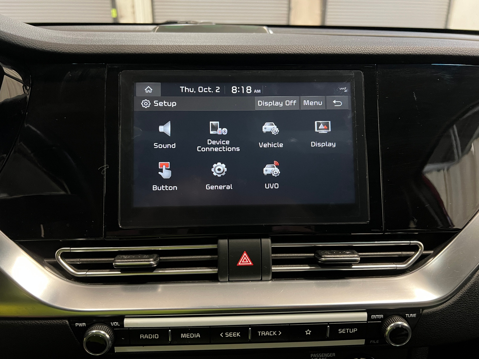 Thumbnail: 2020 Kia Niro - 3