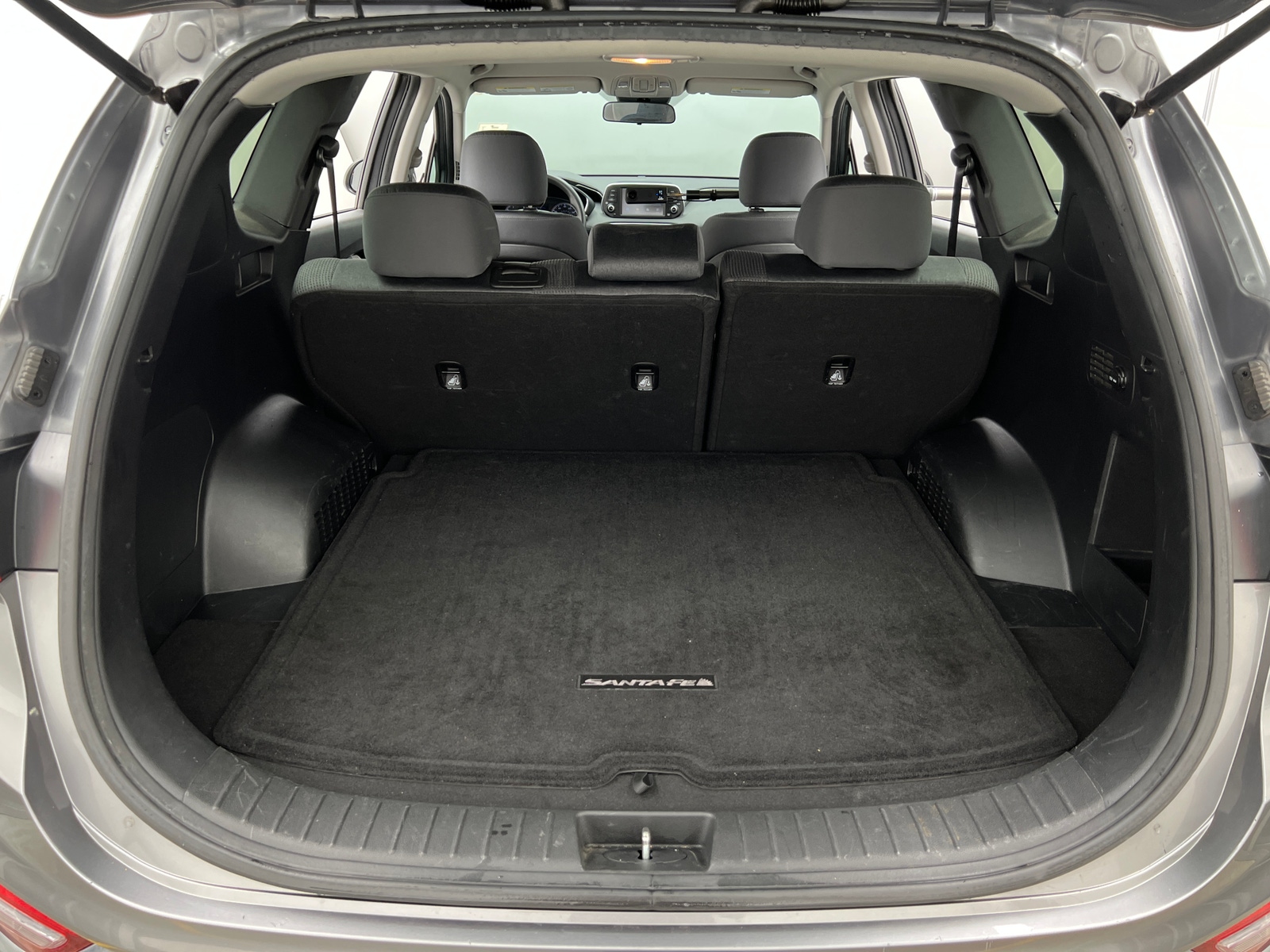 Thumbnail: 2019 Hyundai Santa Fe - 7