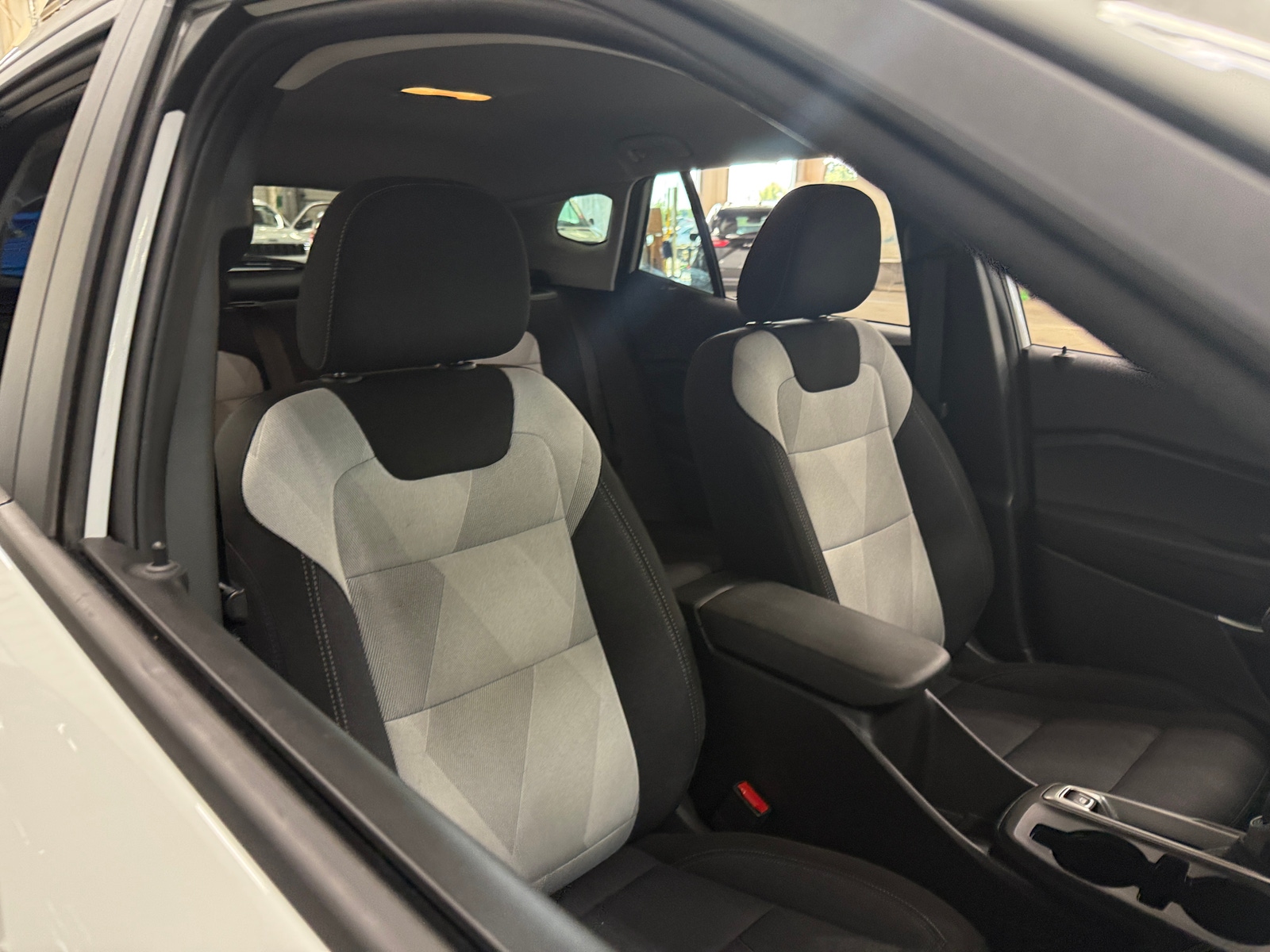 Thumbnail: 2025 Chevrolet Trax - 2