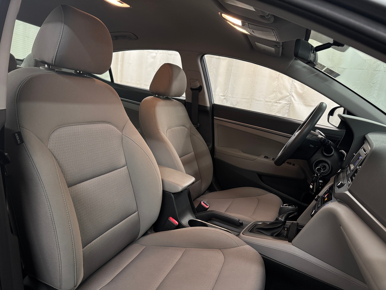 Thumbnail: 2018 Hyundai Elantra - 2