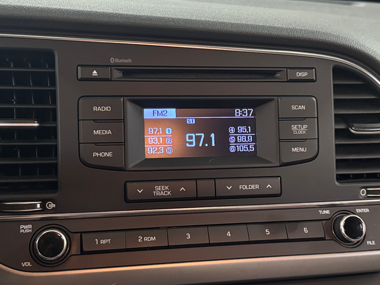 Thumbnail: 2018 Hyundai Elantra - 4