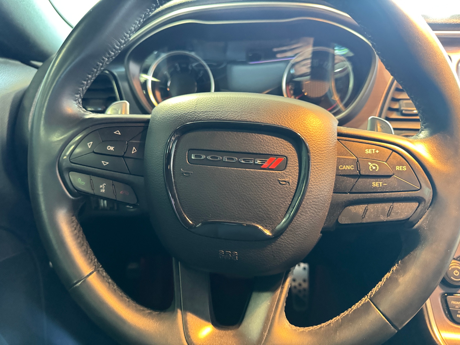 Thumbnail: 2017 Dodge Challenger - 4