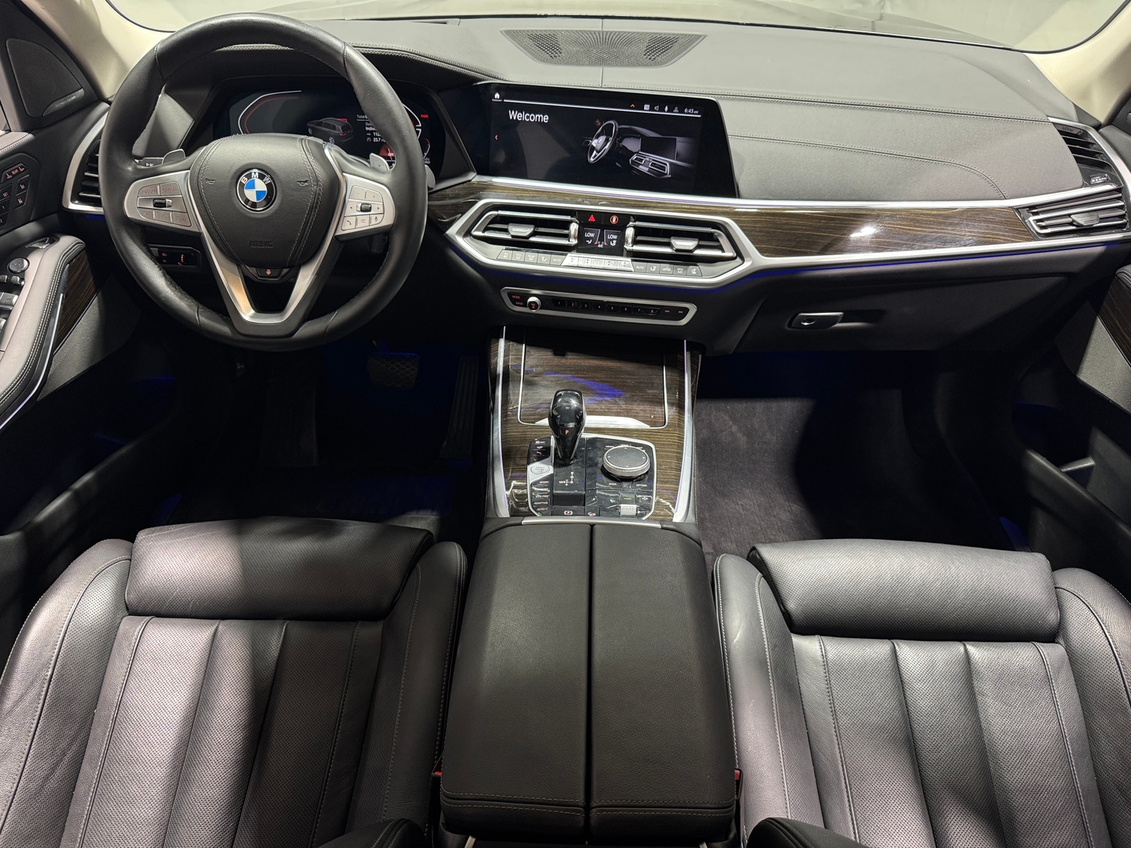 Thumbnail: 2021 BMW X7 - 2