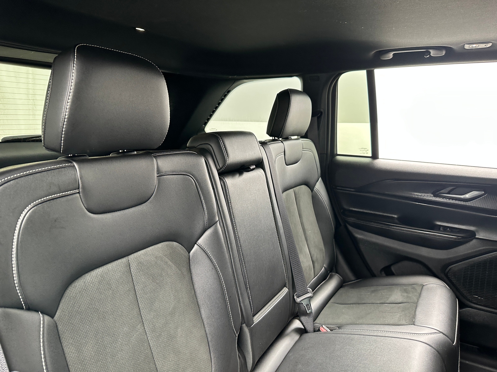 Thumbnail: 2025 Jeep Grand Cherokee - 5
