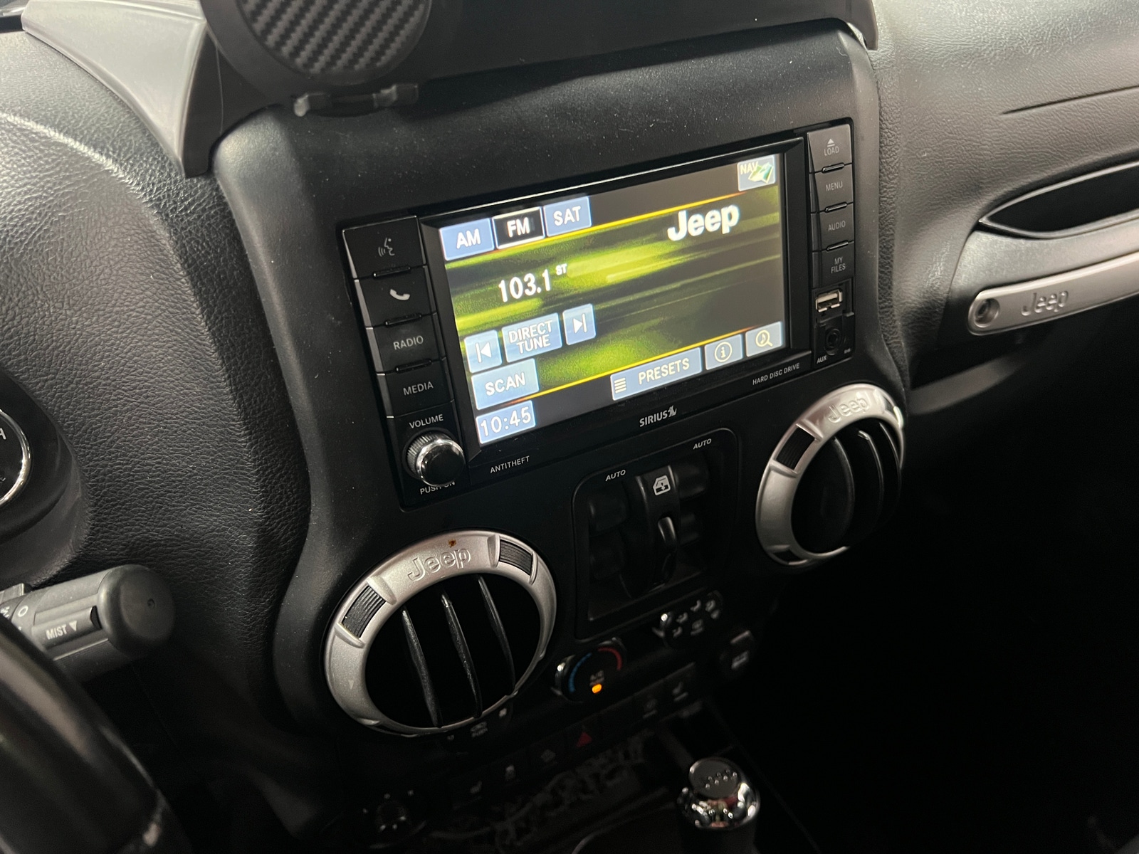 Thumbnail: 2016 Jeep Wrangler - 3