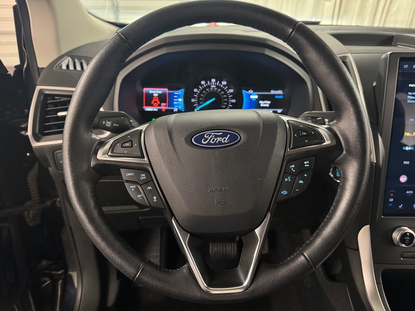 Thumbnail: 2024 Ford Edge - 4