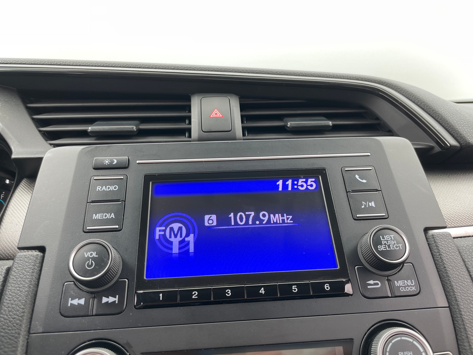 Thumbnail: 2019 Honda Civic - 4
