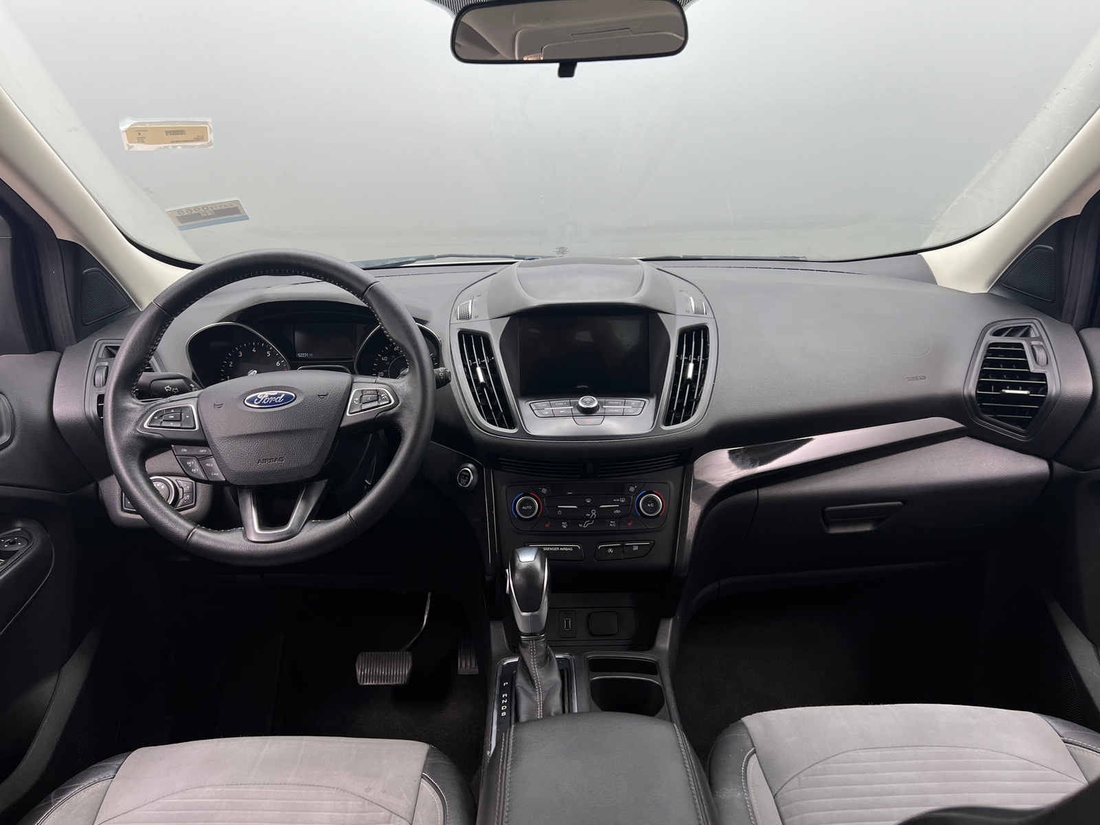 Thumbnail: 2019 Ford Escape - 3