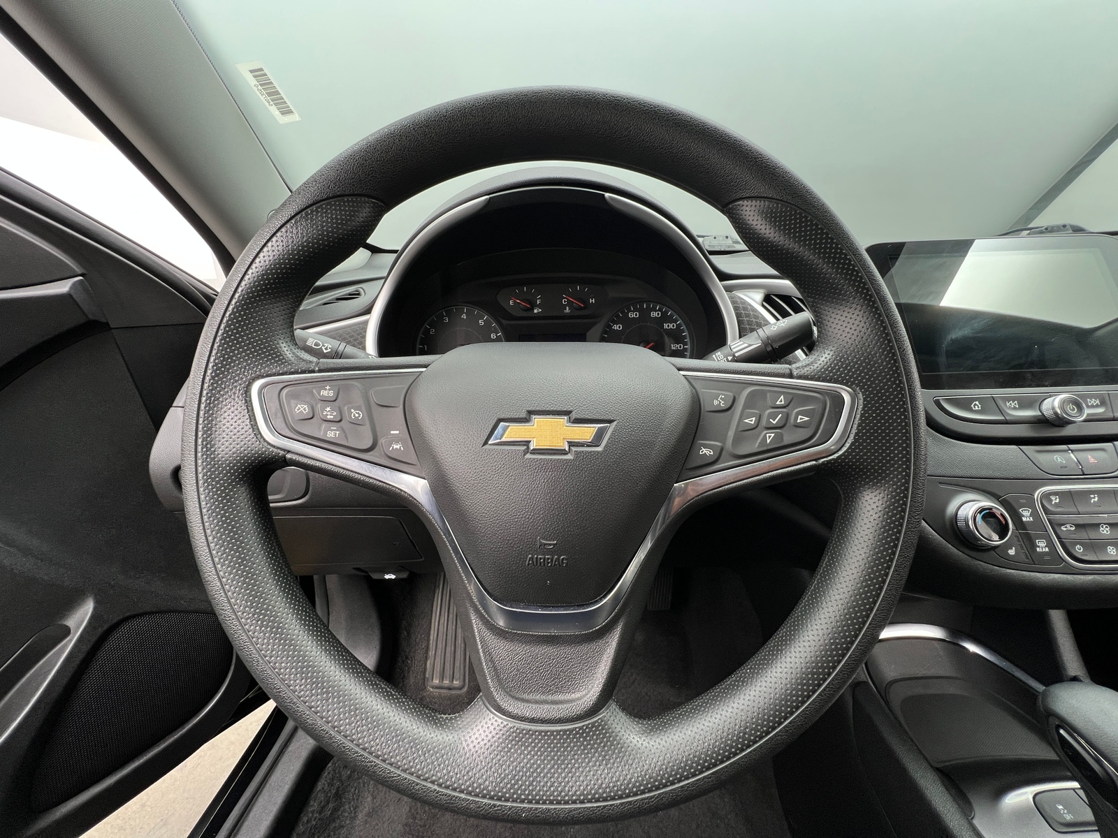Thumbnail: 2024 Chevrolet Malibu - 5