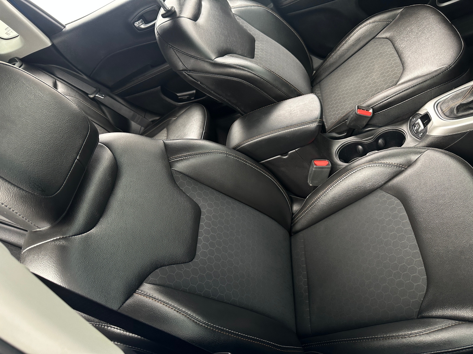 Thumbnail: 2018 Jeep Compass - 2