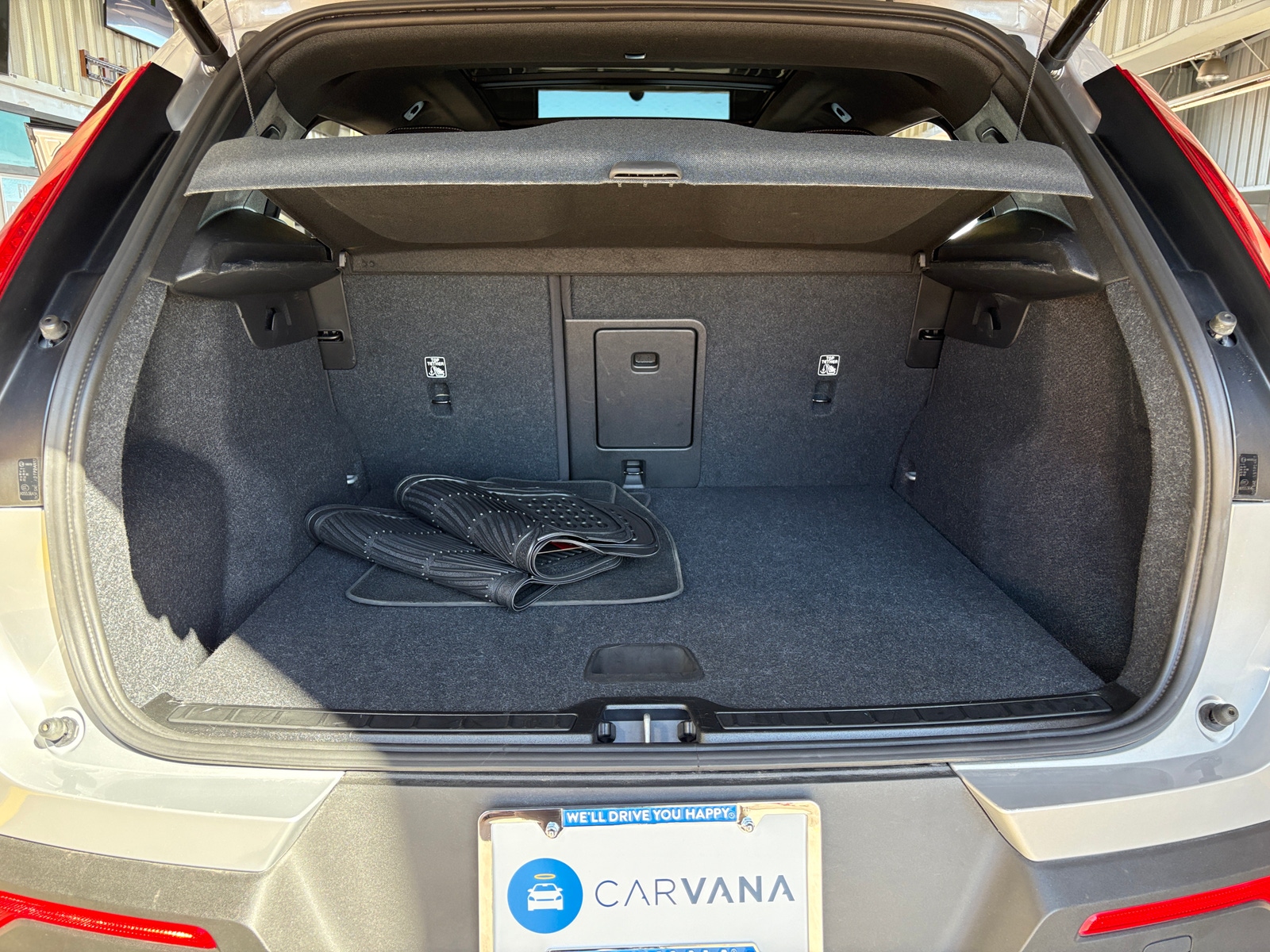 Thumbnail: 2024 Volvo XC40 - 7