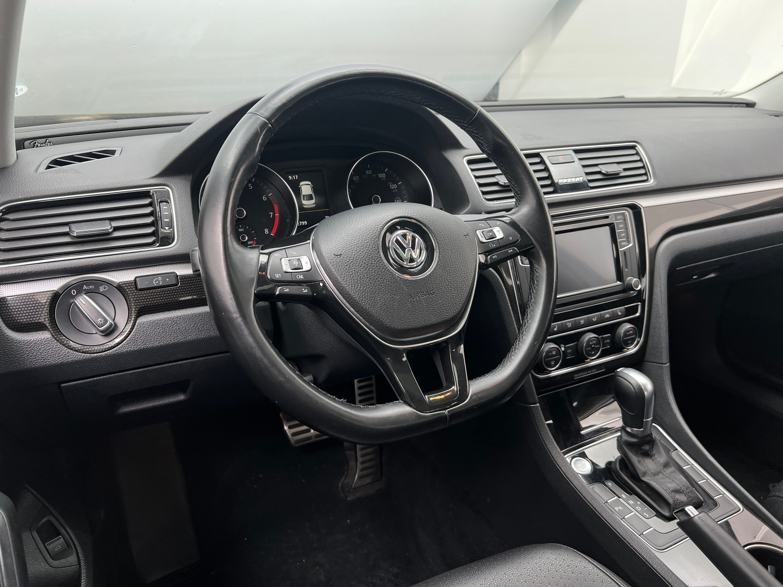 Thumbnail: 2019 Volkswagen Passat - 4
