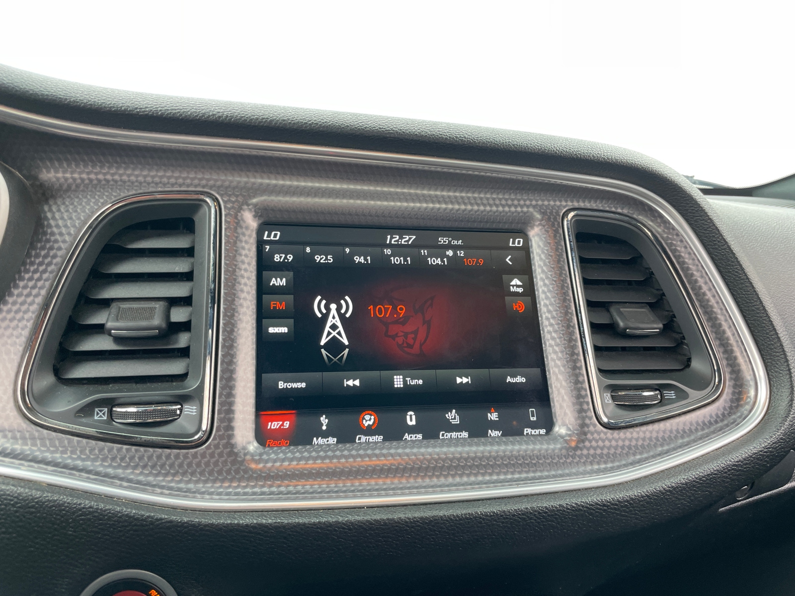 Thumbnail: 2019 Dodge Challenger - 3