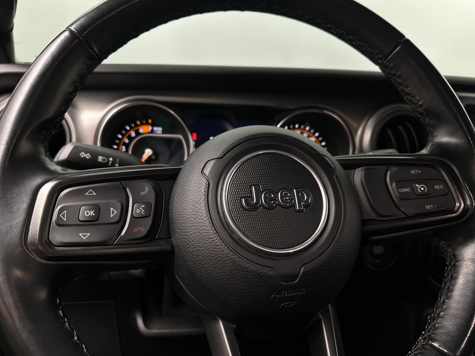Thumbnail: 2021 Jeep Wrangler - 5