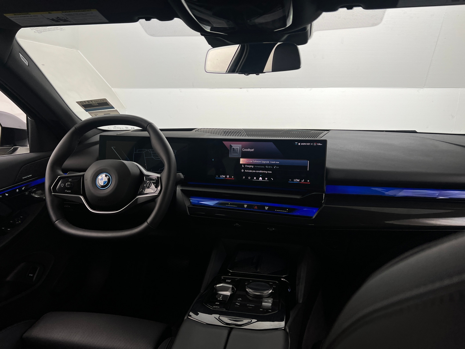 Thumbnail: 2025 BMW i5 - 2