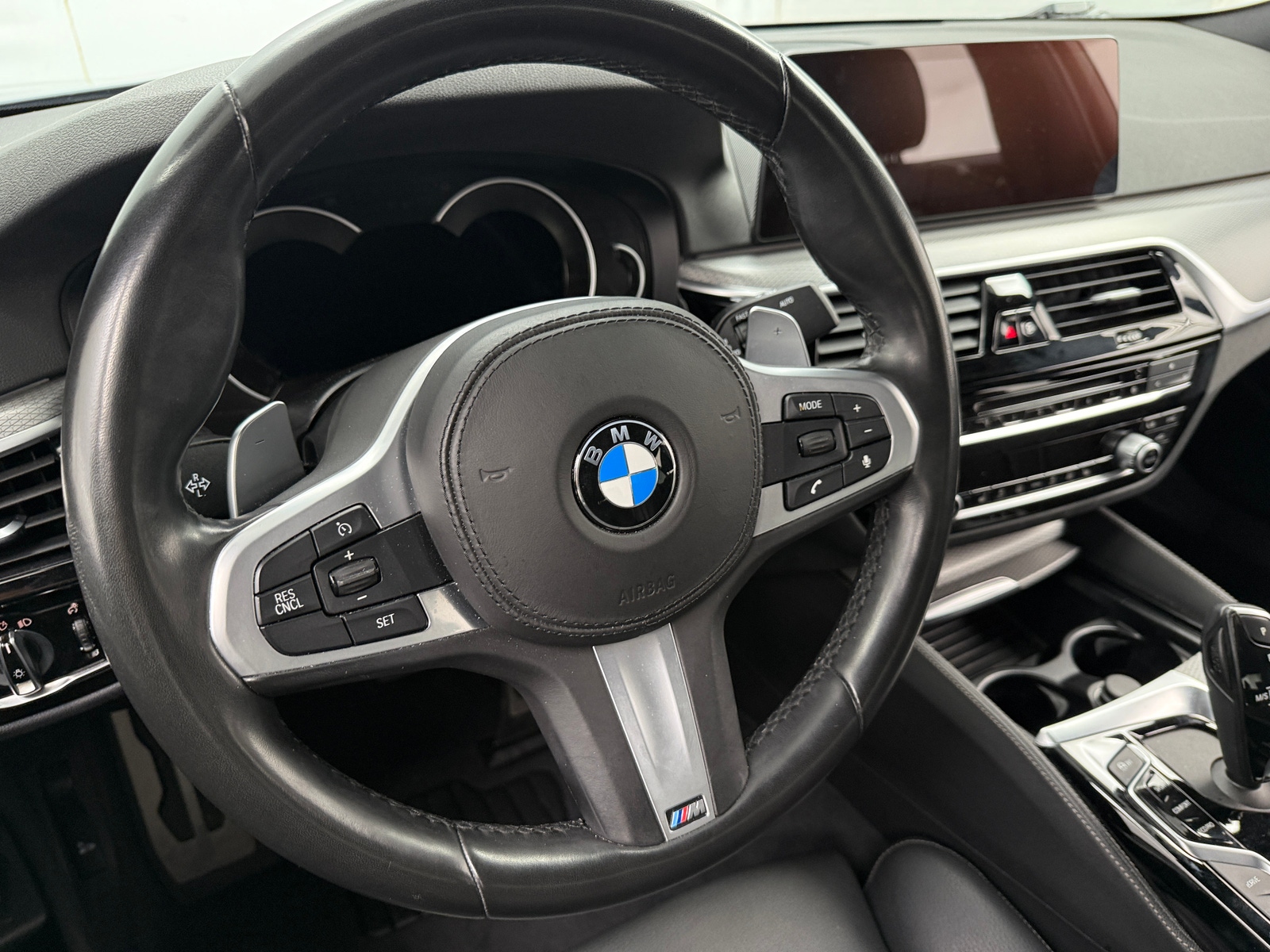 Thumbnail: 2019 BMW 5 Series - 4