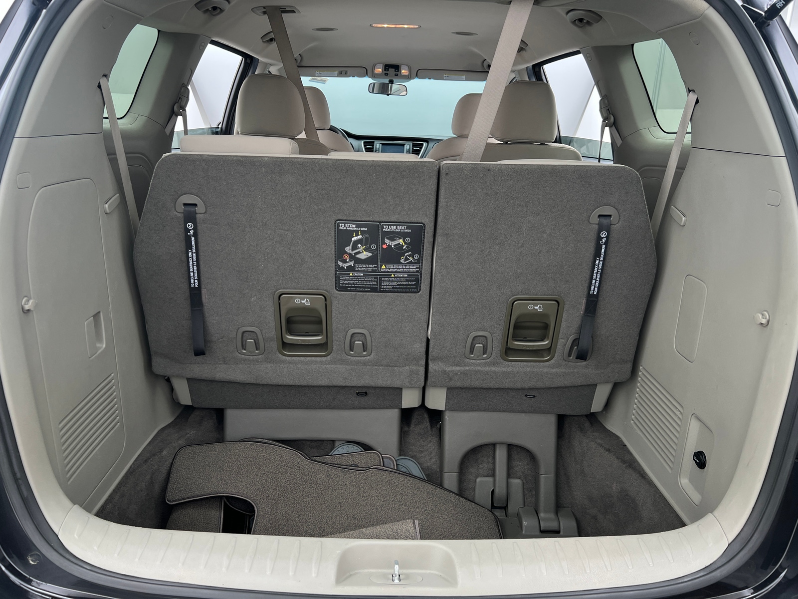 Thumbnail: 2019 Kia Sedona - 7