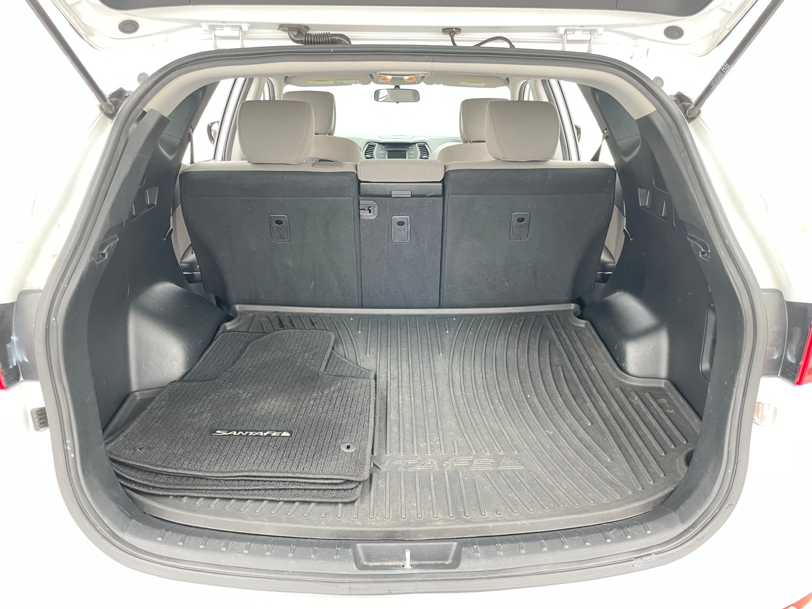 Thumbnail: 2018 Hyundai Santa Fe - 7