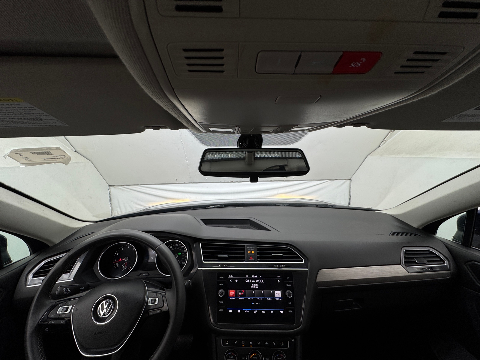 Thumbnail: 2021 Volkswagen Tiguan - 2