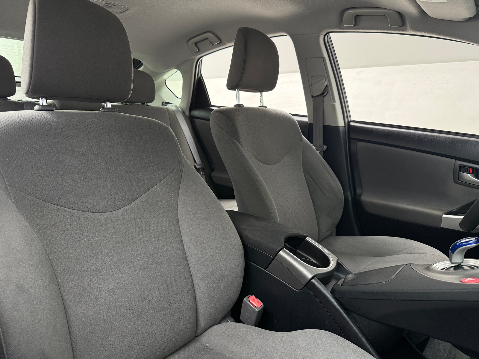 Thumbnail: 2015 Toyota Prius - 2