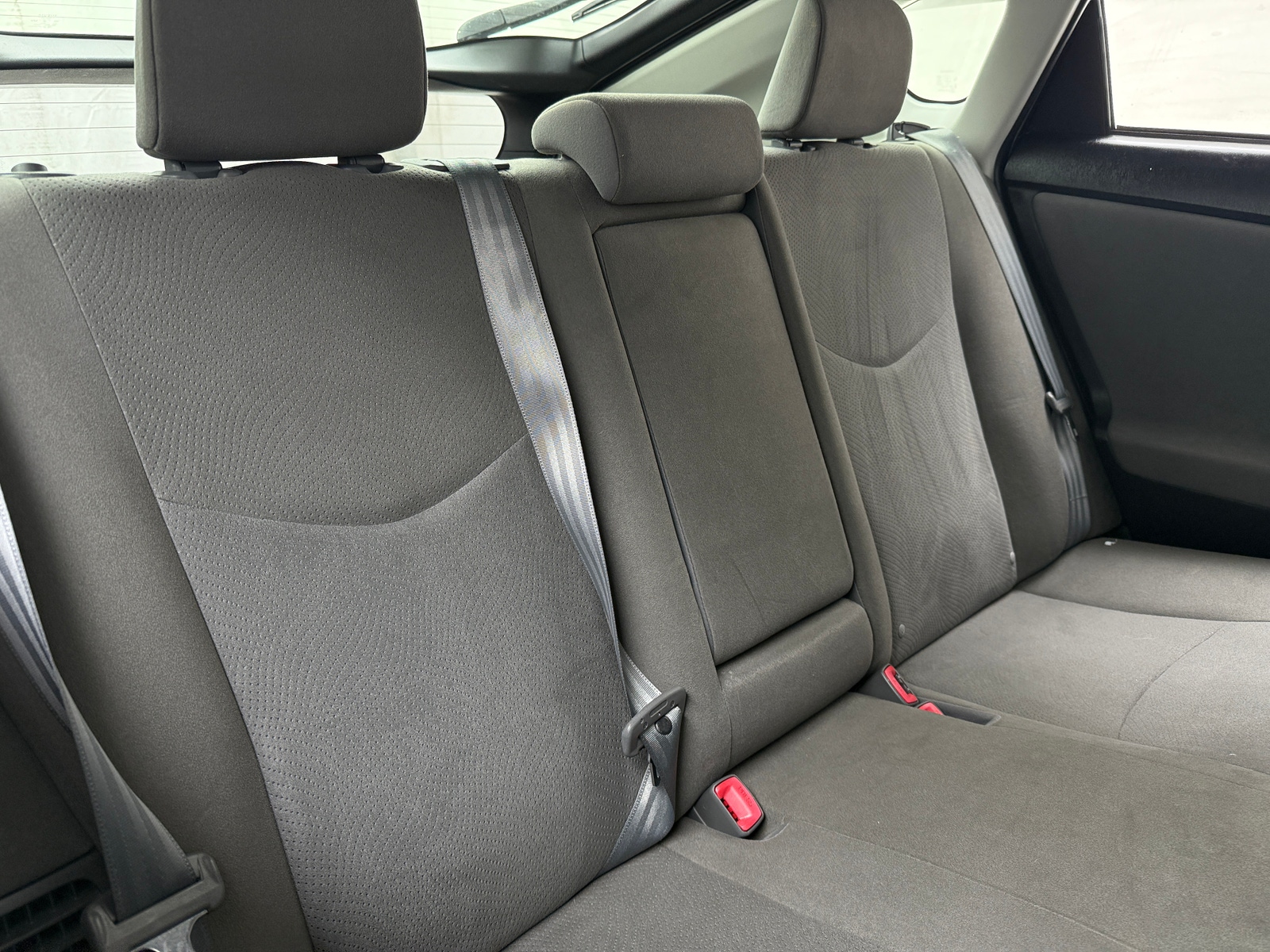 Thumbnail: 2015 Toyota Prius - 6