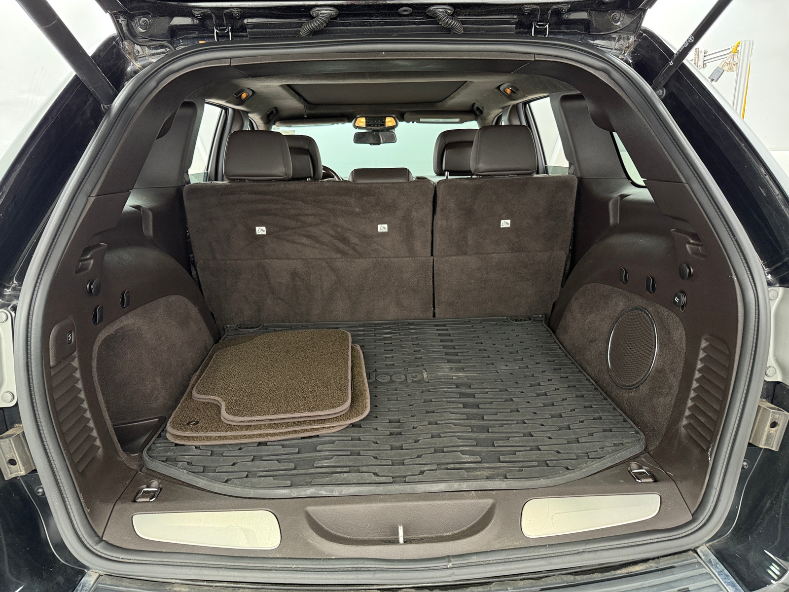 Thumbnail: 2014 Jeep Grand Cherokee - 6
