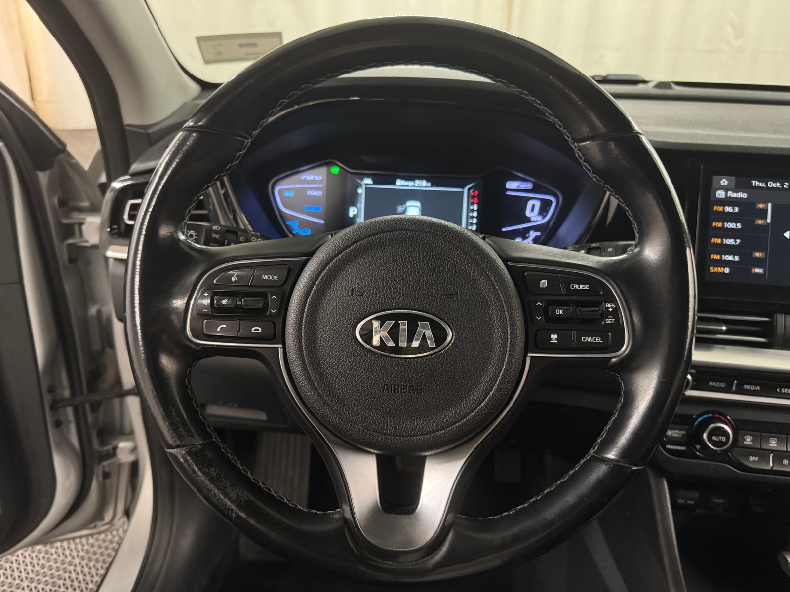 Thumbnail: 2021 Kia Niro - 4