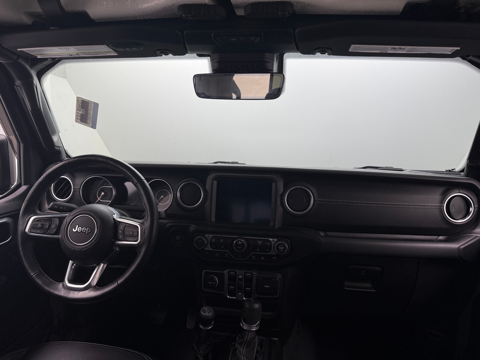 Thumbnail: 2020 Jeep Gladiator - 2