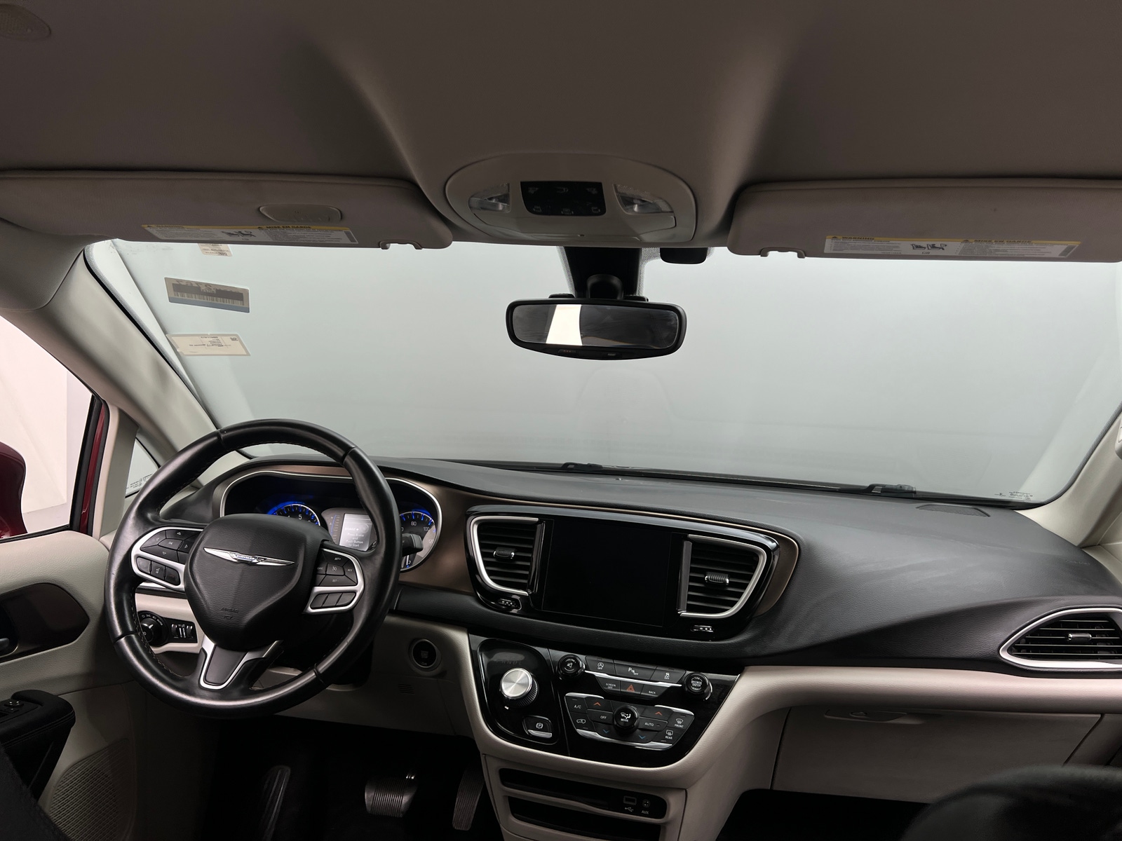 Thumbnail: 2017 Chrysler Pacifica - 2