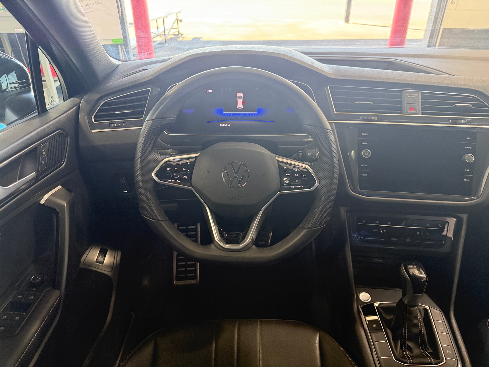 Thumbnail: 2024 Volkswagen Tiguan - 4