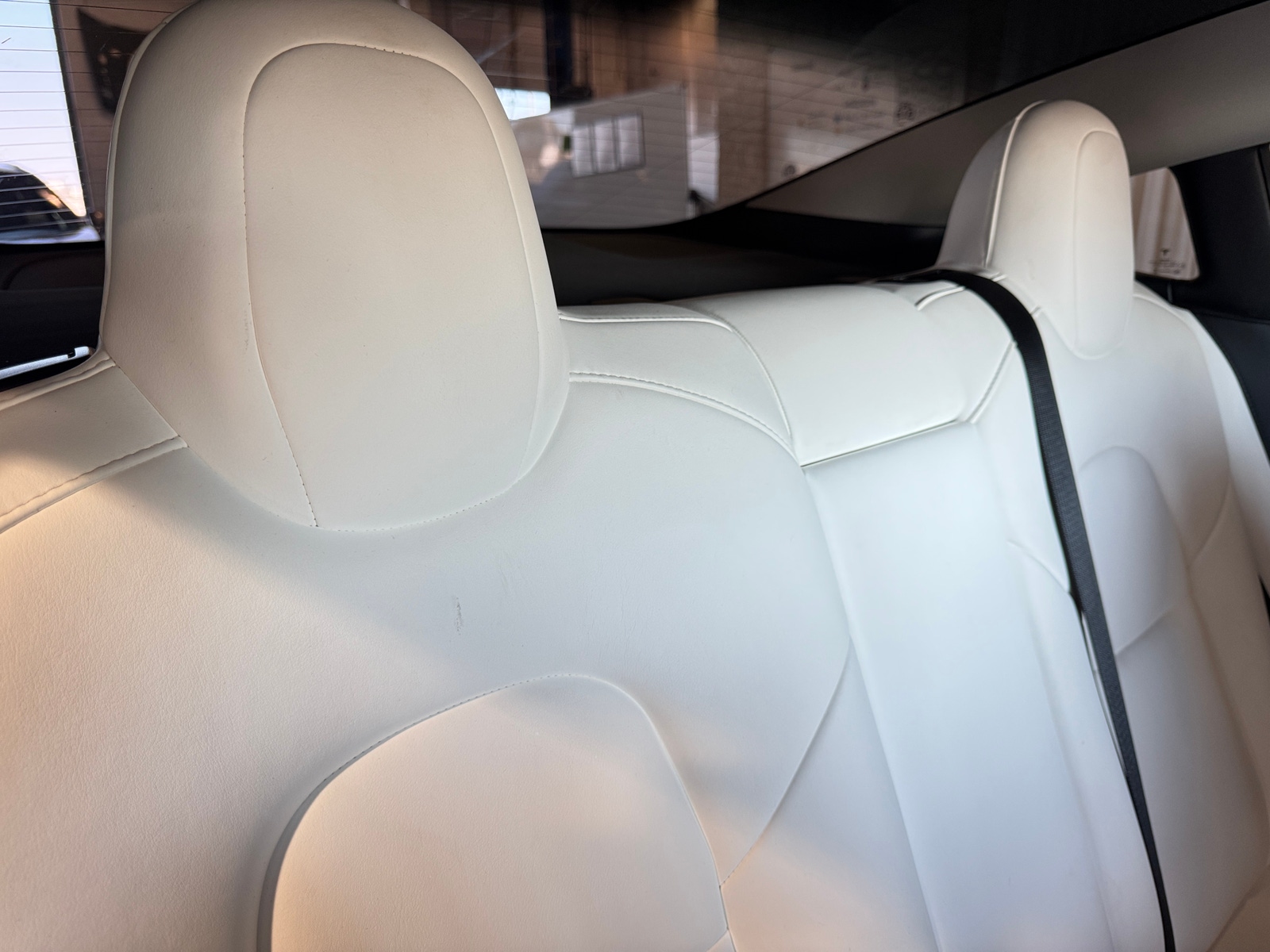 Thumbnail: 2022 Tesla Model 3 - 4