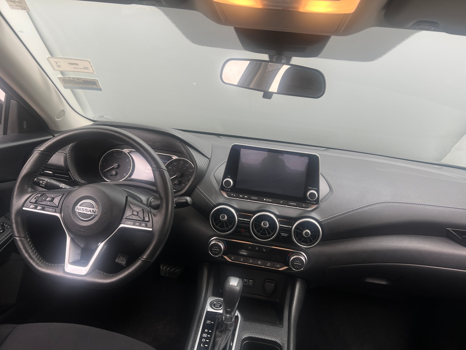 Thumbnail: 2023 Nissan Sentra - 3